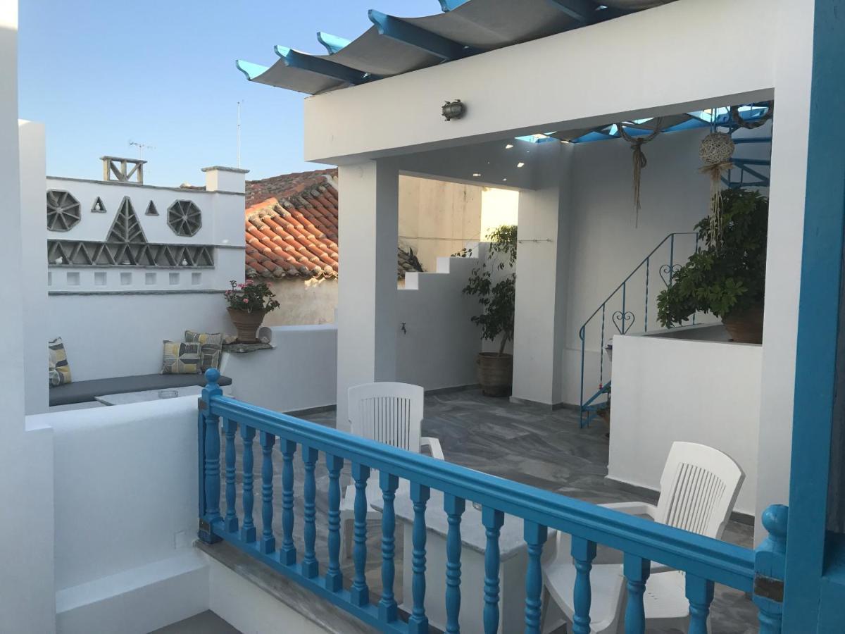 Manto Apartments Тинос Екстериор снимка